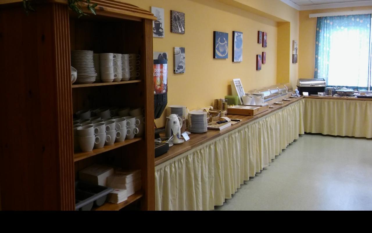 Hotel Restaurant Schwartz Neusiedl am Steinfelde Extérieur photo